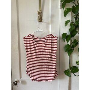 Green Envelopes women’s size medium red and white top